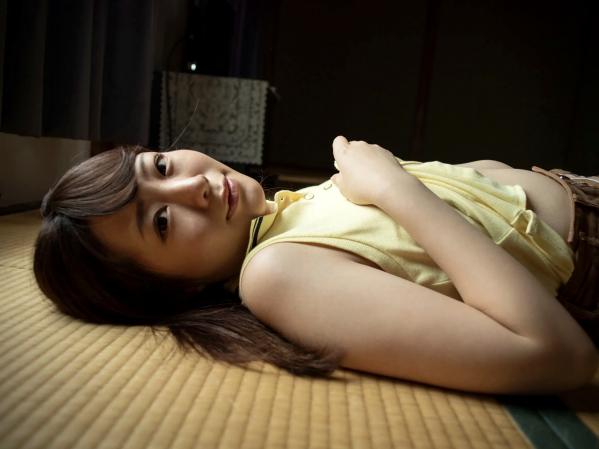    日向ひかげ《あの夏をおいかけて》日系清纯校服美少女沙滩比基尼写真第28张图片