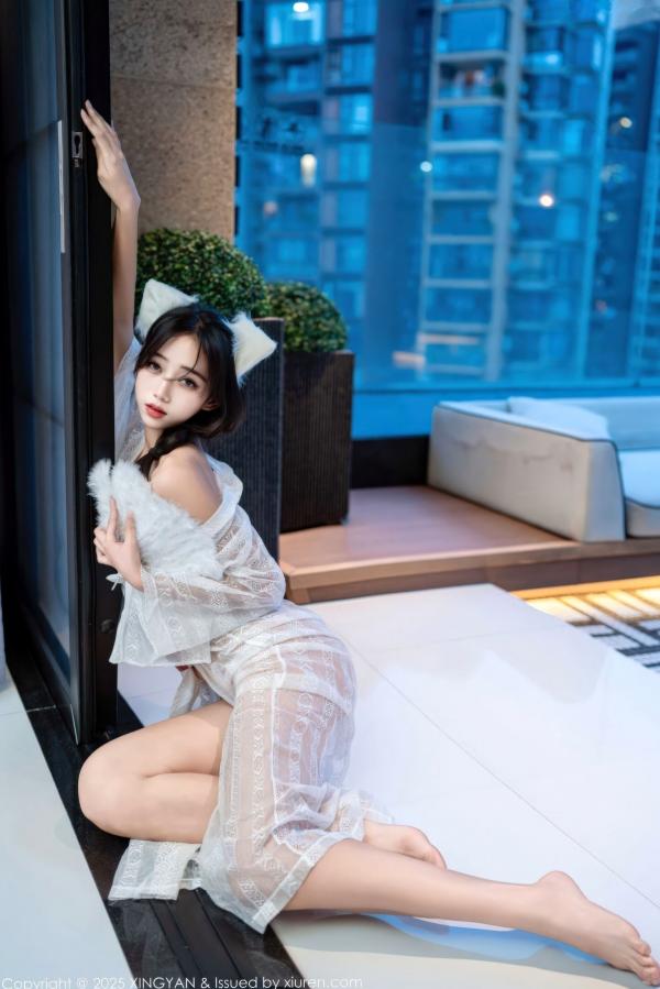 时安安Camellia 时安安  XingYan星颜社 NO.442 时安安 - 透视蕾丝白裙复古肚兜性感私房写真第31张图片