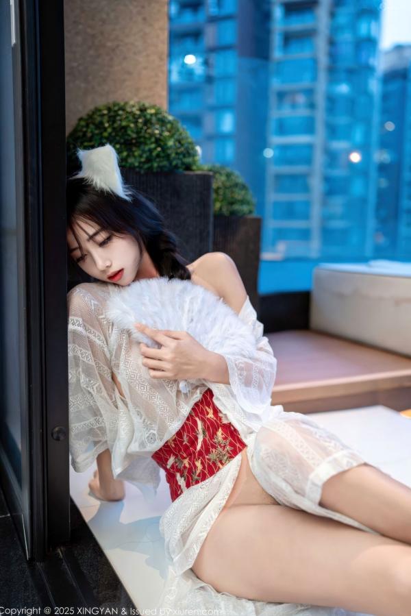 时安安Camellia 时安安  XingYan星颜社 NO.442 时安安 - 透视蕾丝白裙复古肚兜性感私房写真第32张图片