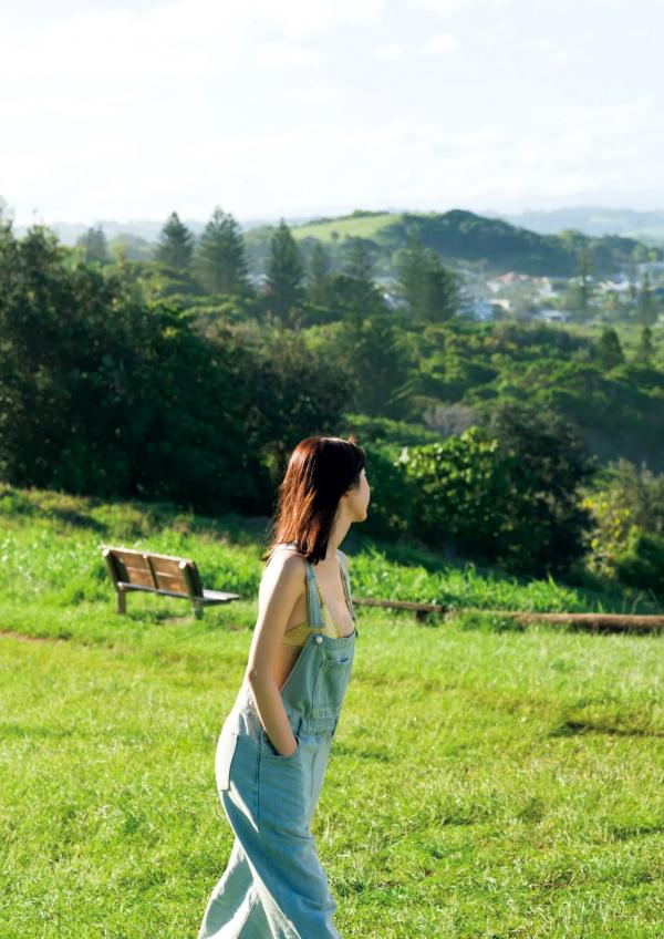    菊地姫奈写真集 memory：清纯居家私房与水上比基尼性感秀第3张图片