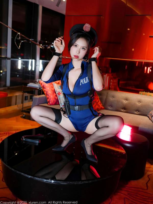    XiuRen秀人网-10569-玫瑰我爱你-情趣蓝色女警制服爆乳黑丝-2025.07.22第28张图片