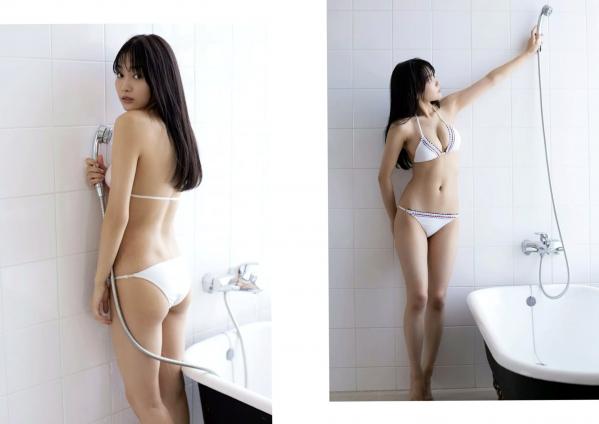    吉澤遥奈 - Light and Shadow 日本性感写真 纯欲白色泳衣与冷艳黑丝内衣私房秀第6张图片