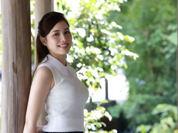    ミッシェル愛美《Secret Lover vol.3》日式混血女神沙滩比基尼与私房诱惑写真第17张图片