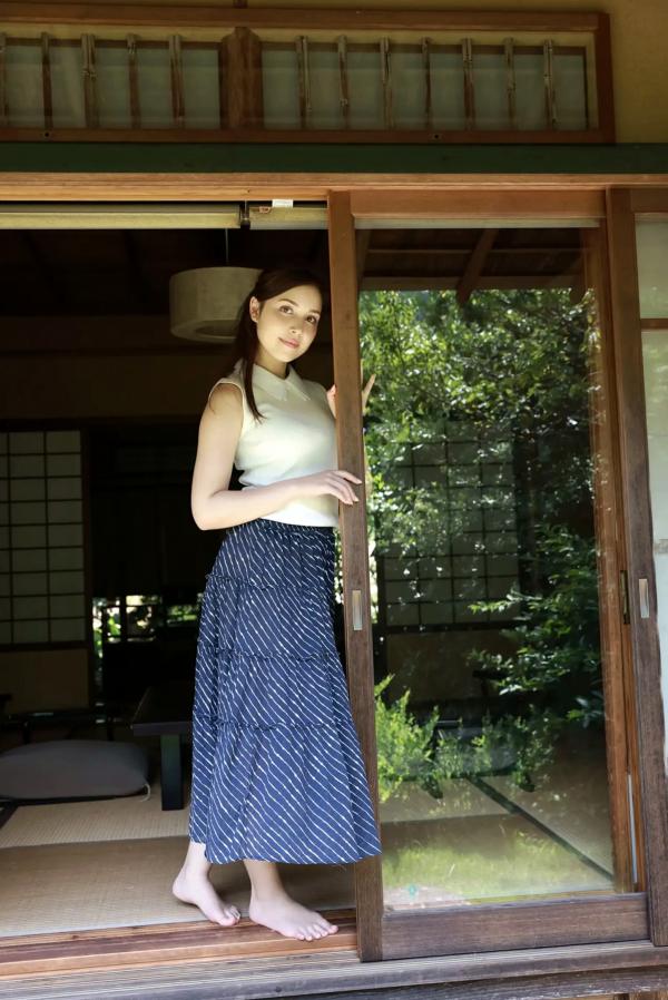    ミッシェル愛美《Secret Lover vol.3》日式混血女神沙滩比基尼与私房诱惑写真第21张图片