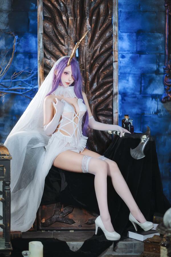    仙女月《金鹿号》性感白纱角色扮演COS写真 梦幻紫发美腿女神第10张图片
