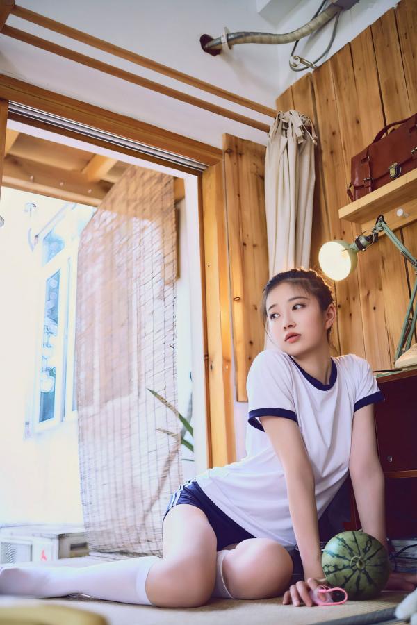 年年Nnian 年年  《年年Nnian-运动服》日系清纯体操服家居私房性感诱惑写真第6张图片