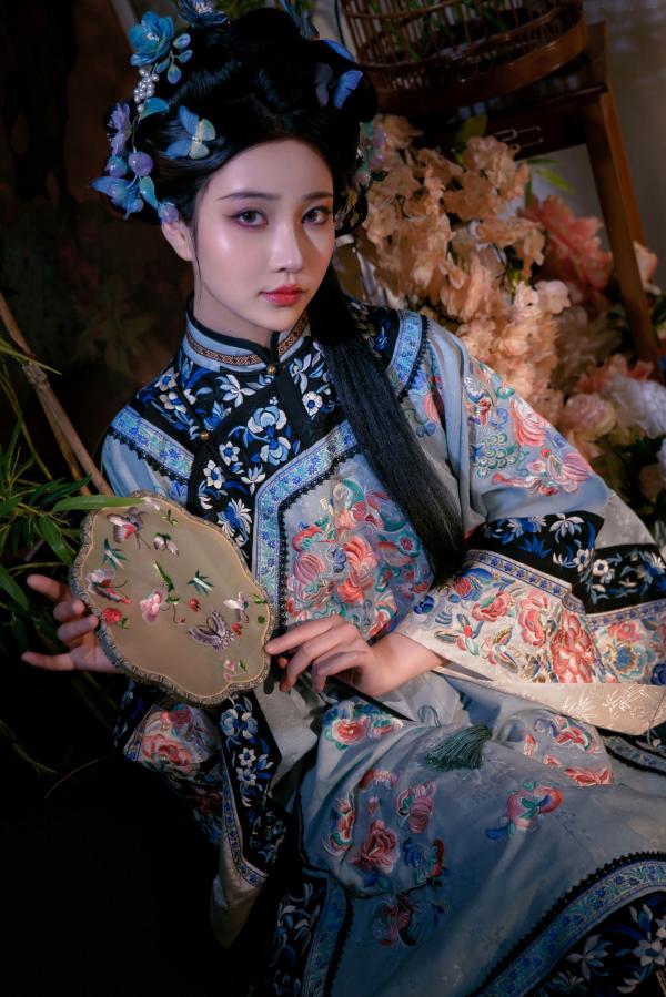 年年Nnian 年年  年年Nnian - 丝兰陵 唯美古典风韵华服性感诱惑写真第4张图片