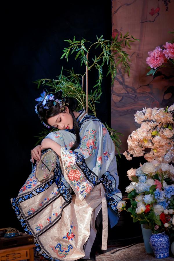 年年Nnian 年年  年年Nnian - 丝兰陵 唯美古典风韵华服性感诱惑写真第6张图片