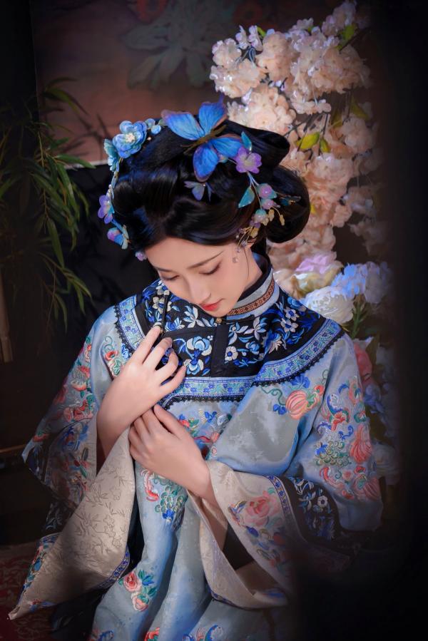 年年Nnian 年年  年年Nnian - 丝兰陵 唯美古典风韵华服性感诱惑写真第14张图片