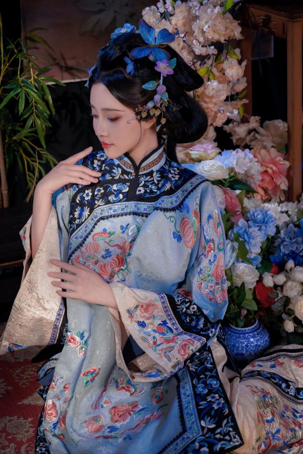 年年Nnian 年年  年年Nnian - 丝兰陵 唯美古典风韵华服性感诱惑写真第15张图片