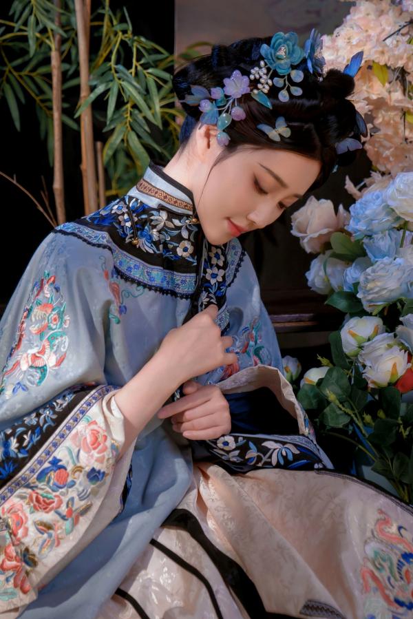 年年Nnian 年年  年年Nnian - 丝兰陵 唯美古典风韵华服性感诱惑写真第38张图片