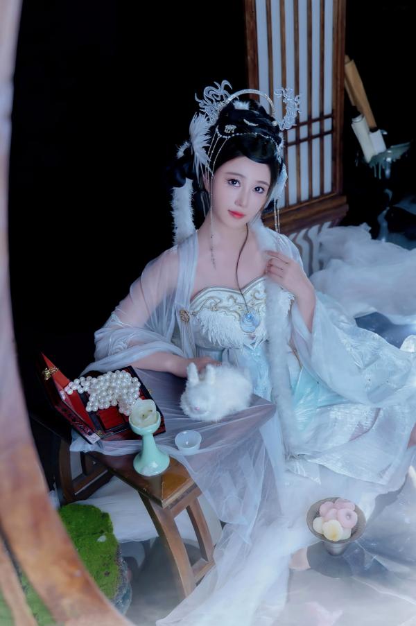 年年Nnian 年年  《年年Nnian-嫦娥仙子》古风汉服角色扮演性感大尺度私房写真第5张图片