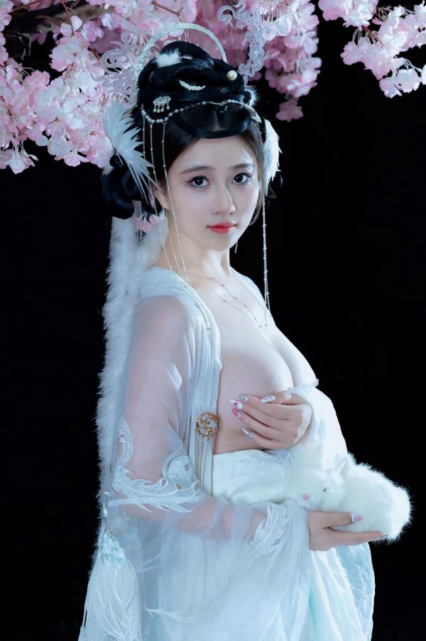 年年Nnian 年年  《年年Nnian-嫦娥仙子》古风汉服角色扮演性感大尺度私房写真第30张图片