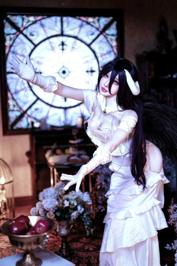    《阿洛洛洛大魔王 - 雅儿贝德》暗黑哥特黑羽魅惑角色扮演写真第1张图片