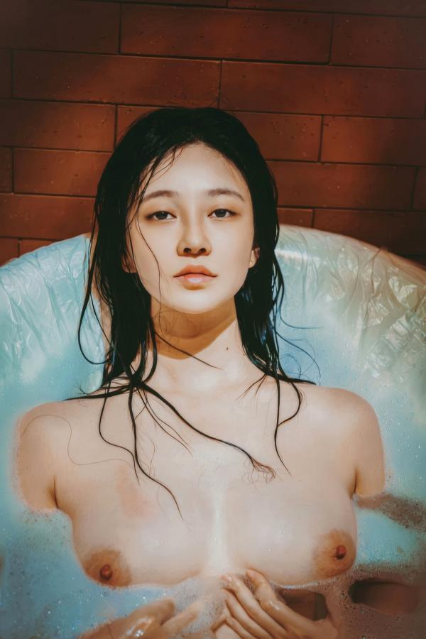 年年Nnian 年年  年年Nnian-沐浴第7张图片