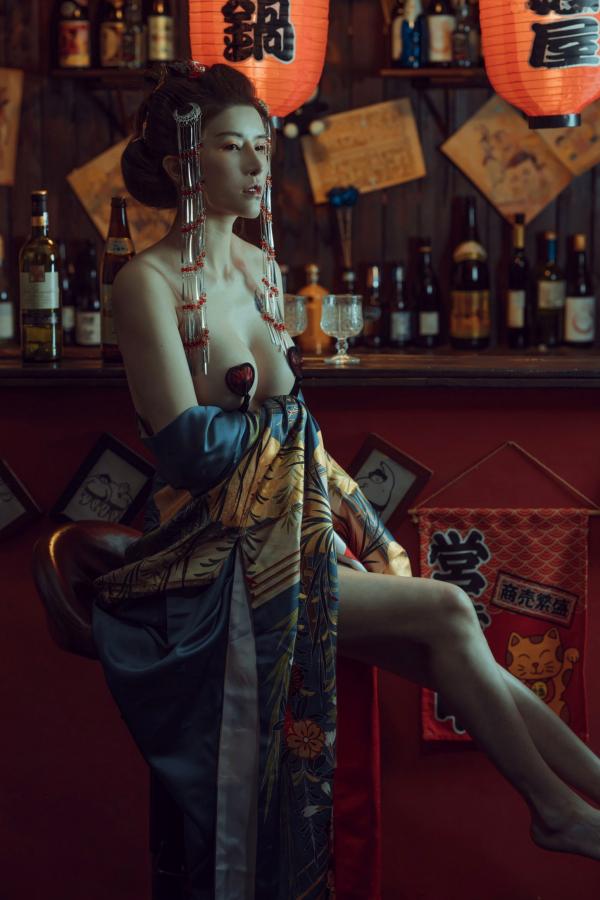    鹿八岁《酒醉的和服少女》日式居酒屋性感风情私房写真第15张图片