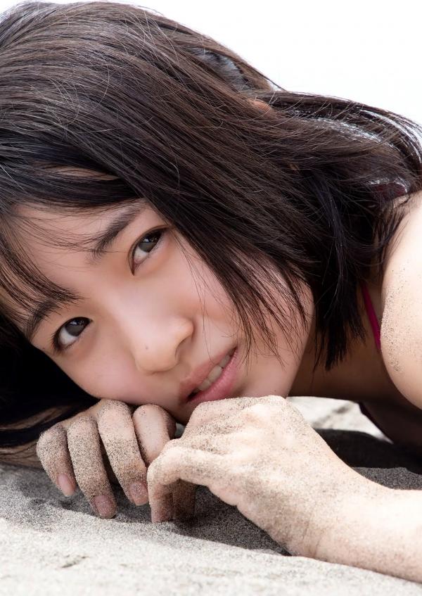    加藤結 - かとゆい、水着始めました。日本清纯女神池畔红色泳装性感写真第11张图片