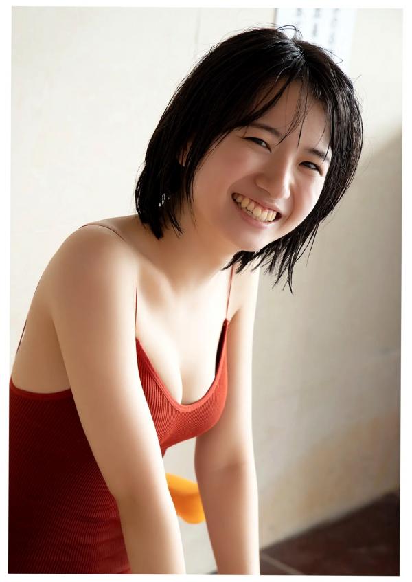    加藤結 - かとゆい、水着始めました。日本清纯女神池畔红色泳装性感写真第48张图片