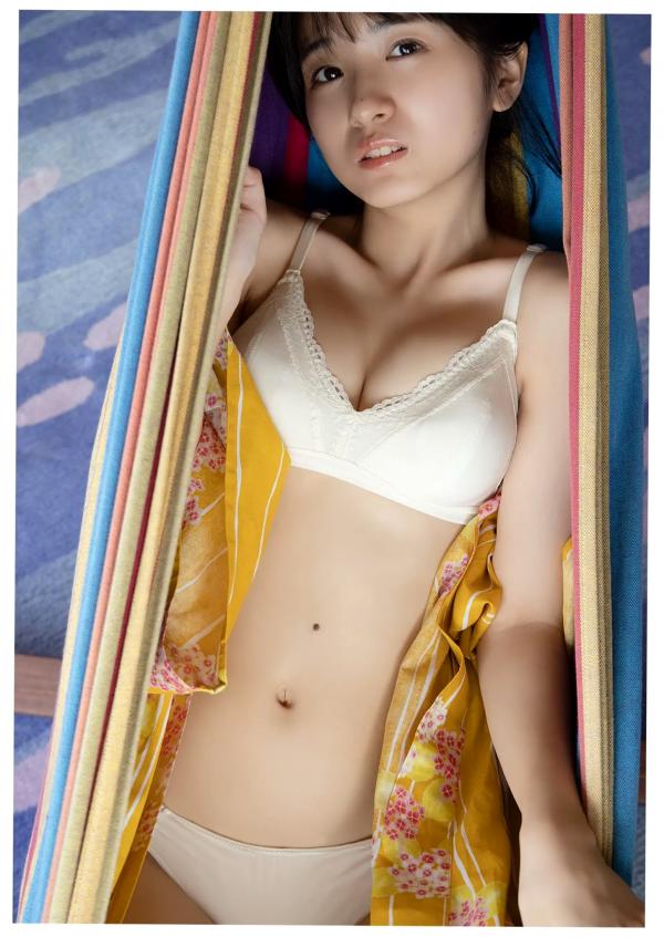    加藤結 - かとゆい、水着始めました。日本清纯女神池畔红色泳装性感写真第57张图片