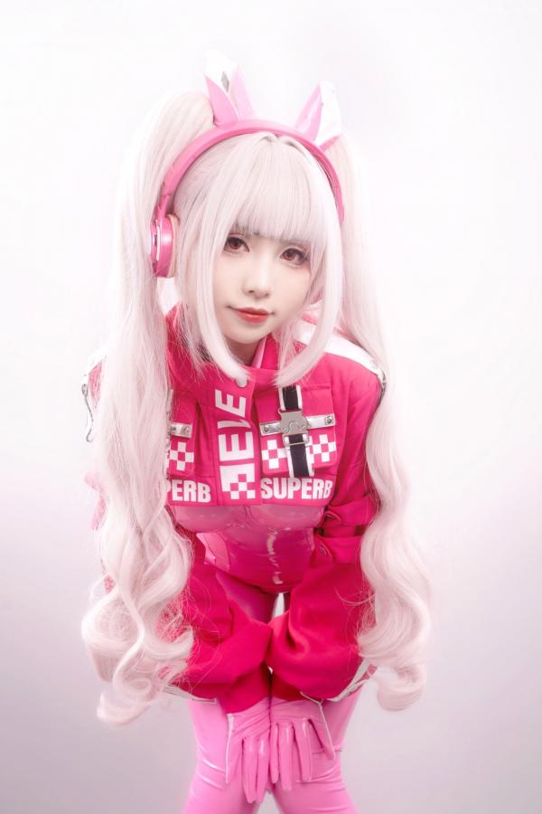    爆机少女喵小吉-NIKKE胜利女神爱丽丝COS写真 粉色紧身皮衣萌系性感美图第19张图片