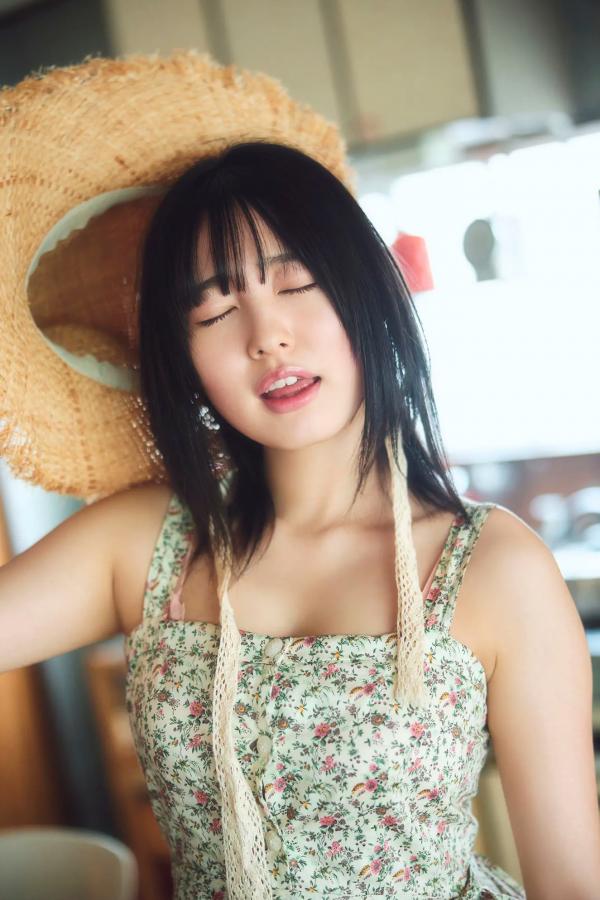    白滨美兔 - 夏日私房写真，童颜巨乳少女的活力电吉他诱惑第49张图片