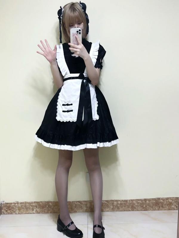    幼愛youmeko - 女仆中华娘COS私房写真，极致丝袜美腿诱惑与可爱碰撞第1张图片