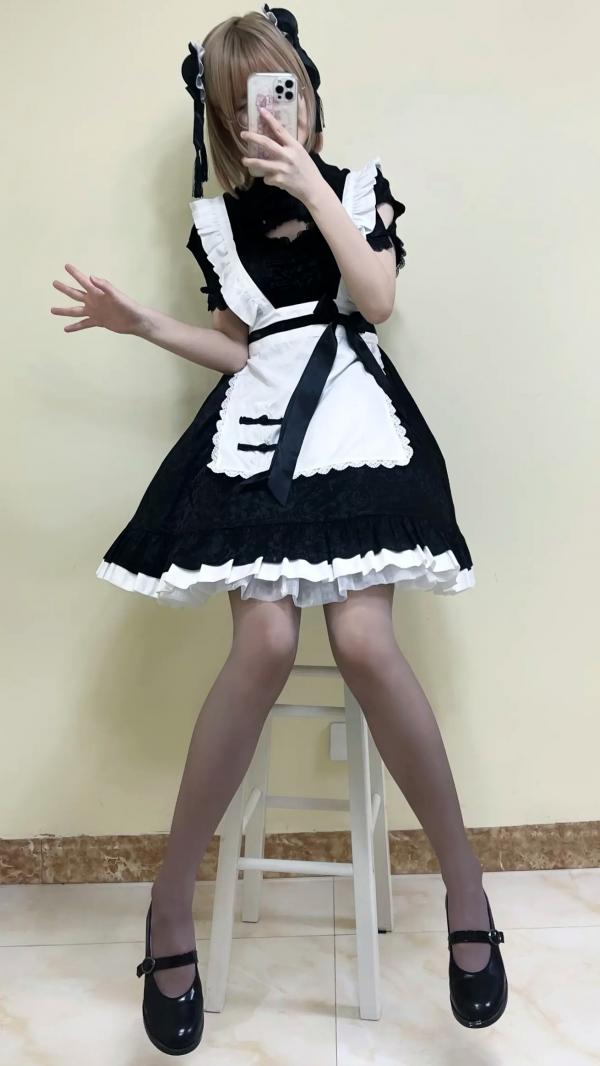    幼愛youmeko - 女仆中华娘COS私房写真，极致丝袜美腿诱惑与可爱碰撞第5张图片