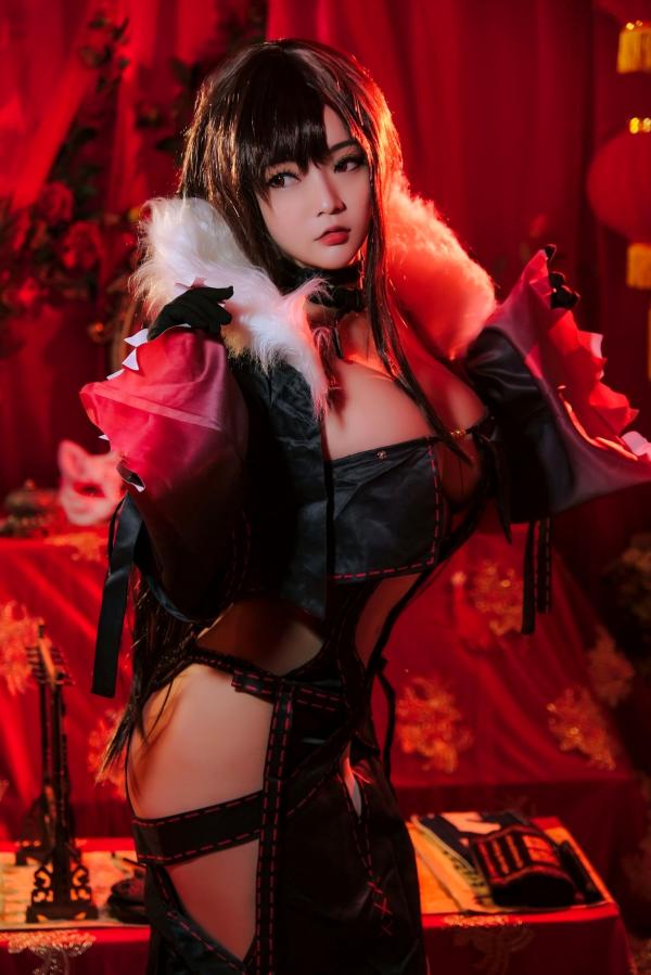   Potato-Godzilla 虞美人暗黑女武士Cosplay角色扮演，红光下的冷艳极致制服诱惑第6张图片