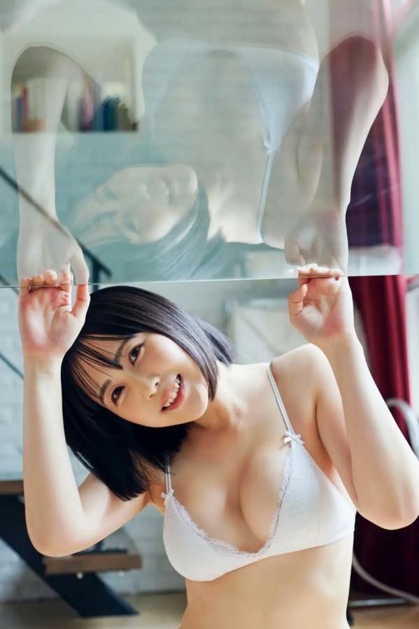    夜道雪《ぎゅーってしよ》：短发女神居家私房照，粉色内衣勾勒玲珑身段，演绎纯欲治愈风格第18张图片