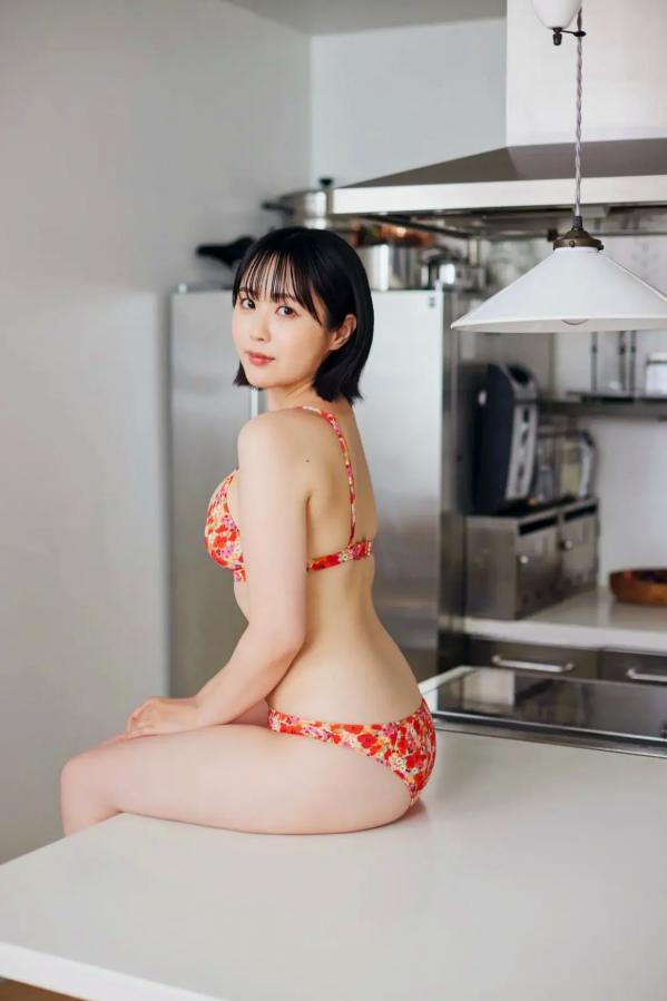    夜道雪《ぎゅーってしよ》：短发女神居家私房照，粉色内衣勾勒玲珑身段，演绎纯欲治愈风格第70张图片