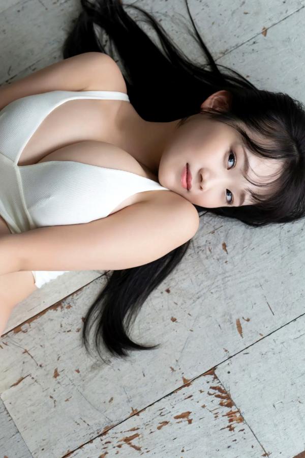   奥村梨穂 - 奇跡の神乳 vol.1 日系清新户外比基尼活力写真第35张图片