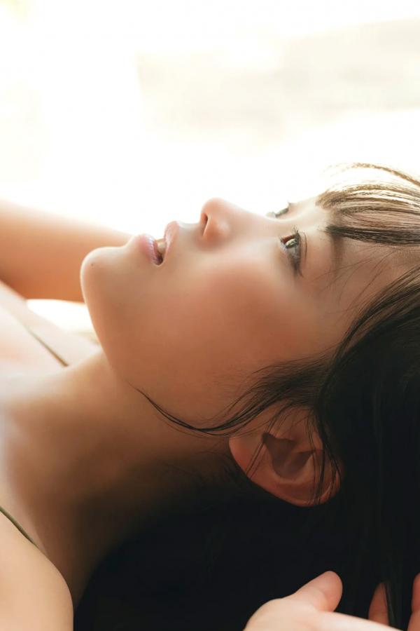    奥村梨穂 - Iの衝撃：浴室湿身诱惑与居家私房写真，童颜巨乳演绎日系极致性感第52张图片
