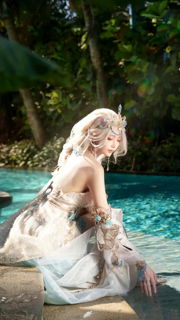    走路摇zly - 林泽清瑶 梦幻花仙子精灵cosplay，绝美欧式城堡写真，仙气十足第9张图片