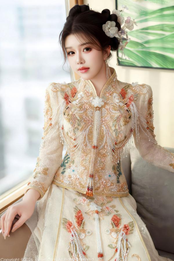    秀人网小薯条nienie私房写真：中式新娘装红内衣诱惑，极品美背曲线，演绎极致绑架剧情艺术大片第12张图片