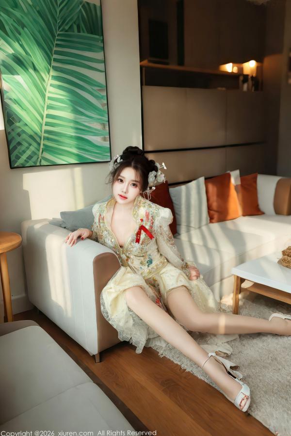    秀人网小薯条nienie私房写真：中式新娘装红内衣诱惑，极品美背曲线，演绎极致绑架剧情艺术大片第29张图片