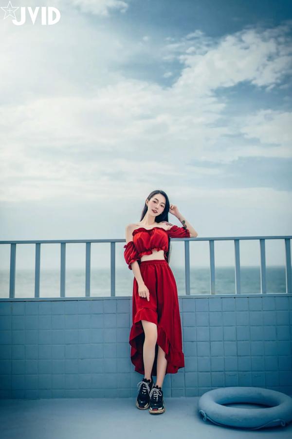    [JVID] 飄飄 - 纹身女神极致私房照，湿身诱惑与唯美花间人像大尺度摄影合集第4张图片