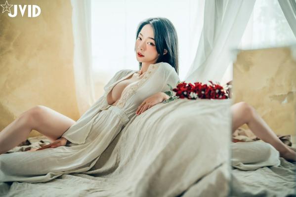    [JVID] 飄飄 - 纹身女神极致私房照，湿身诱惑与唯美花间人像大尺度摄影合集第41张图片