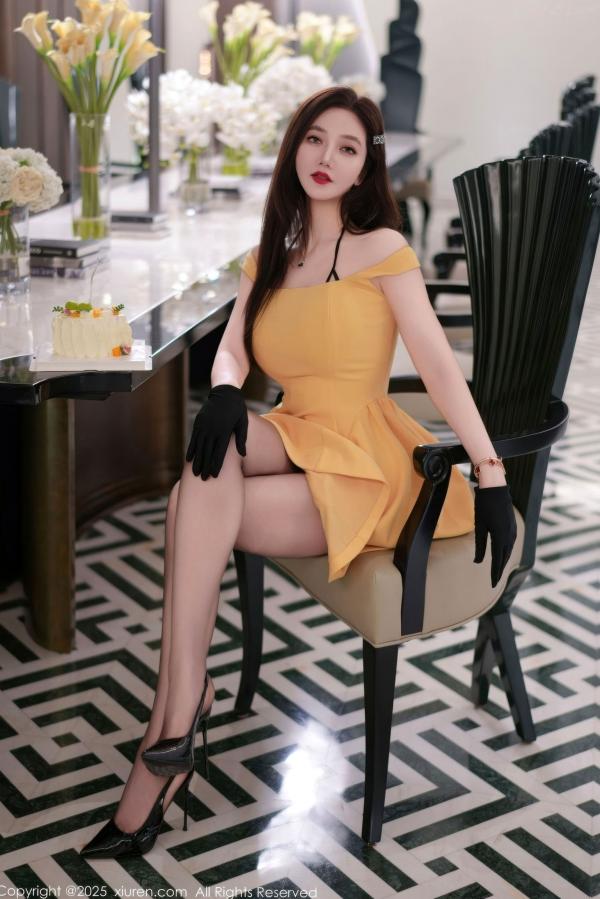 心妍小公主 李妍曦  XiuRen秀人网-10897-心妍小公主-黑色情趣内衣私房照-极致诱惑傲人身材-无圣光大尺度唯美摄影第2张图片