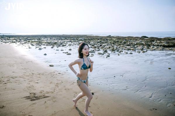    [JVID] 啾啾 - 超熱情火辣，海边户外比基尼写真，极致性感曲线诱惑第14张图片