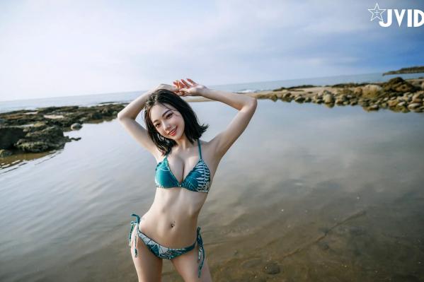    [JVID] 啾啾 - 超熱情火辣，海边户外比基尼写真，极致性感曲线诱惑第31张图片