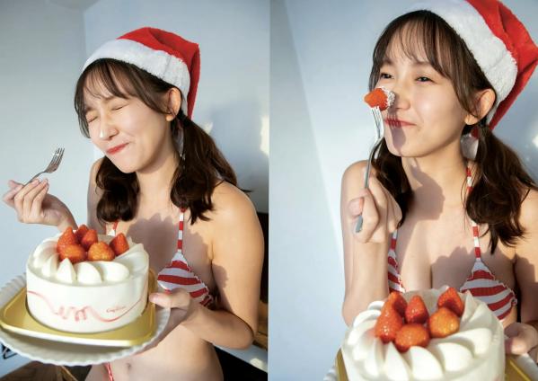    志田音々 - 恋人はサンタクロース｜圣诞节主题泳装写真，红白比基尼与节日礼物的甜蜜诱惑第6张图片