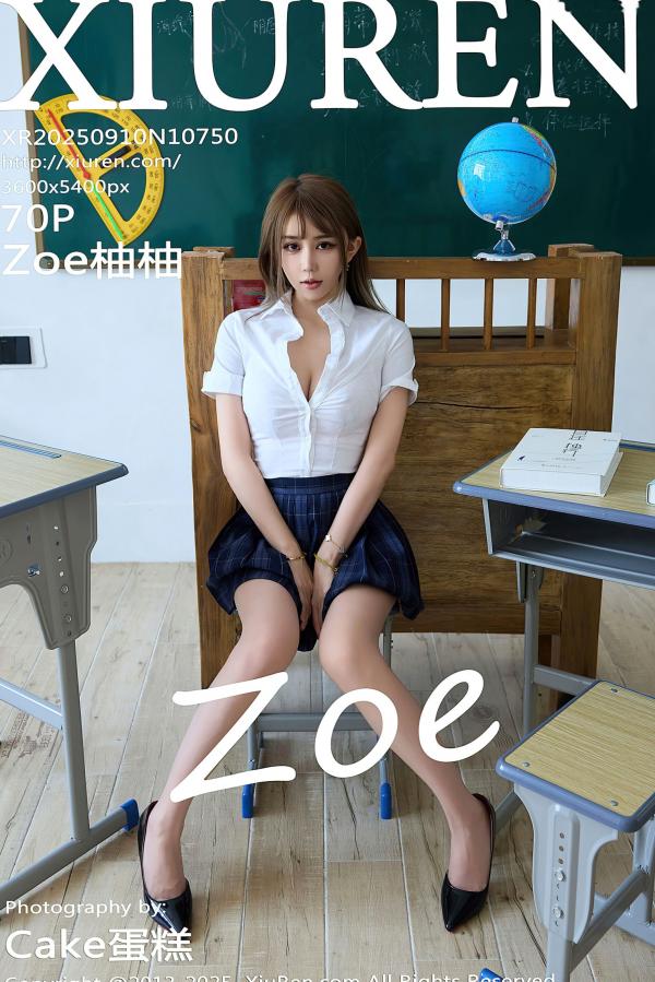    秀人网10750号Zoe柚柚：校园教室JK制服诱惑，白衬衫格子裙展现极致美腿与性感私房写真第71张图片