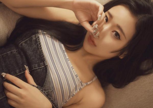   花宮いのり - ふたりきり，阳光沙滩比基尼写真，元气少女海边戏水，清纯与性感并存的夏日甜美视觉盛宴第12张图片