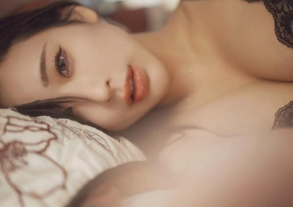    花宮いのり - ふたりきり，阳光沙滩比基尼写真，元气少女海边戏水，清纯与性感并存的夏日甜美视觉盛宴第40张图片