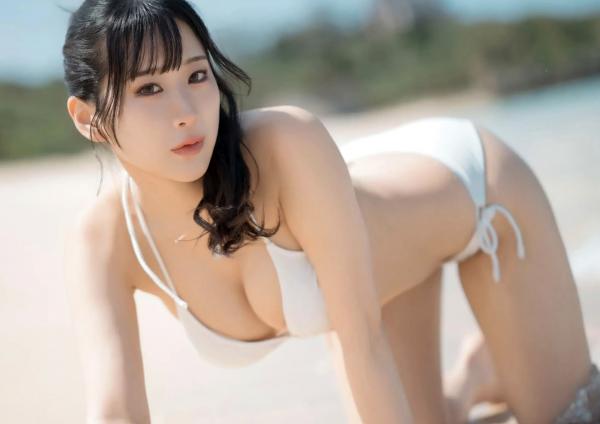   花宮いのり - ふたりきり，阳光沙滩比基尼写真，元气少女海边戏水，清纯与性感并存的夏日甜美视觉盛宴第79张图片