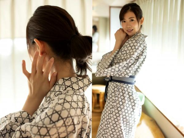    宮村ななこ - SEVENTH HEAVEN 私房写真：复古长裙、黑丝内衣与湿身泳装，演绎极致性感与多重魅力第27张图片