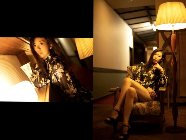    宮村ななこ - SEVENTH HEAVEN 私房写真：复古长裙、黑丝内衣与湿身泳装，演绎极致性感与多重魅力第33张图片