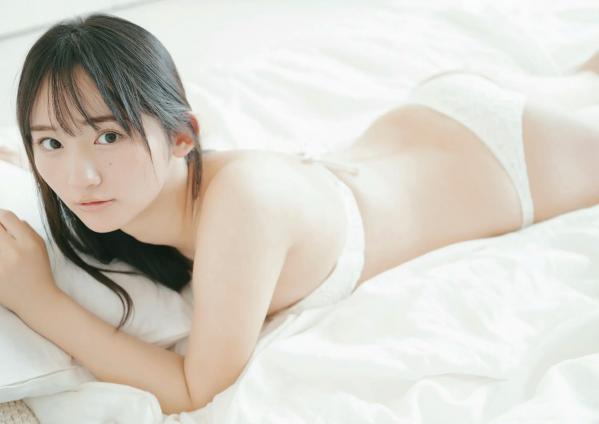    そよん - 黄金的迷恋，极致纯欲内衣私房照，呈现柔美身姿与治愈系魅力第8张图片
