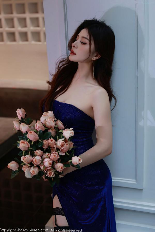    XiuRen秀人网-10740-阿依莎-高冷御姐蓝色抹胸长裙与性感内衣诱惑黑丝私房照第6张图片