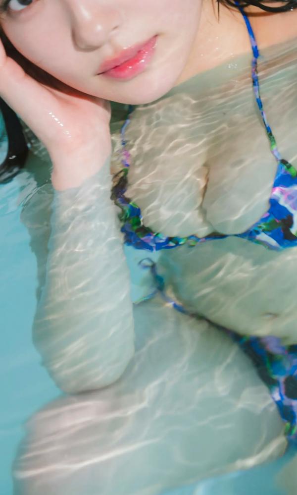    里仲菜月 - Like a movie 个人写真集，清新比基尼与复古私房影集，展现日系女神纯欲与动感魅力第30张图片